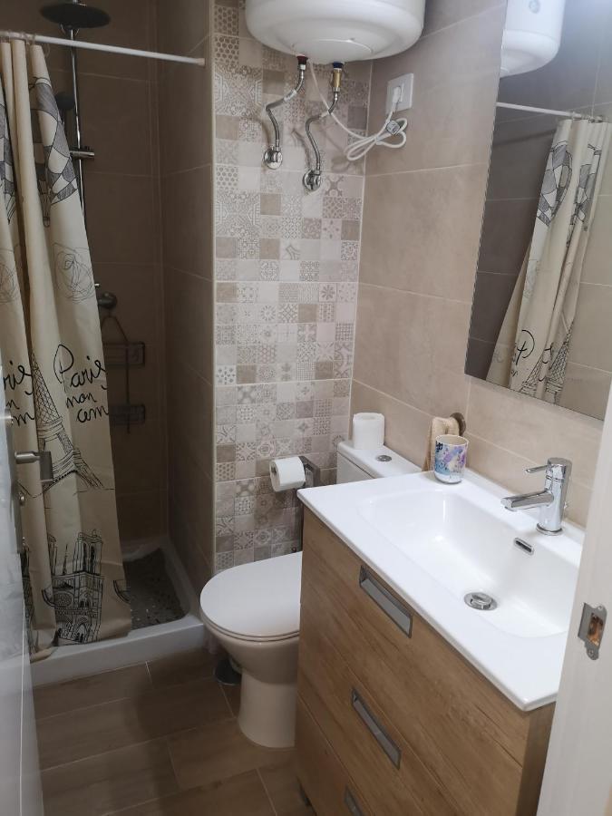 Hostal Mari En La Laguna, Alquiler Habitacion Privada En Hostal, 6 Habitaciones Cerca De La Universidad Y Aeropuerto Norte, 3 Banos Compartidos La Laguna  Luaran gambar