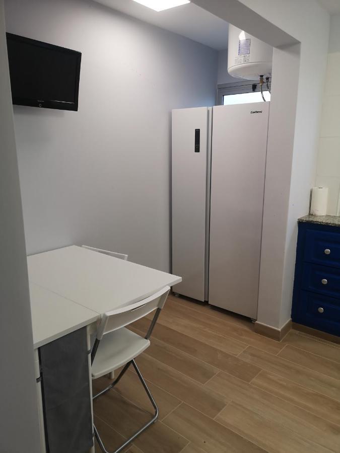 Hostal Mari En La Laguna, Alquiler Habitacion Privada En Hostal, 6 Habitaciones Cerca De La Universidad Y Aeropuerto Norte, 3 Banos Compartidos La Laguna  Luaran gambar